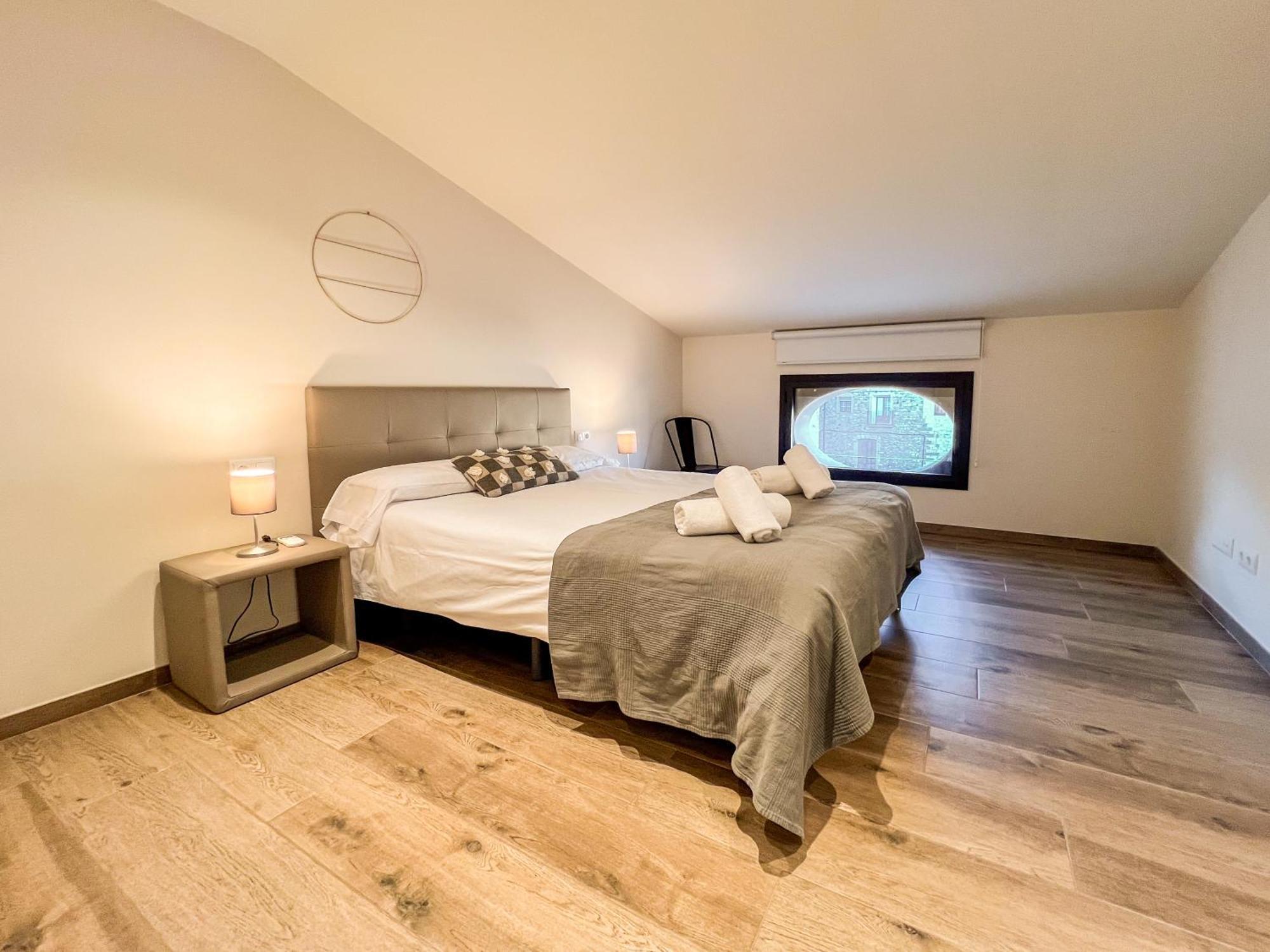 Can Cintet 3 Apartamento Con Terraza En Besalu Exterior photo