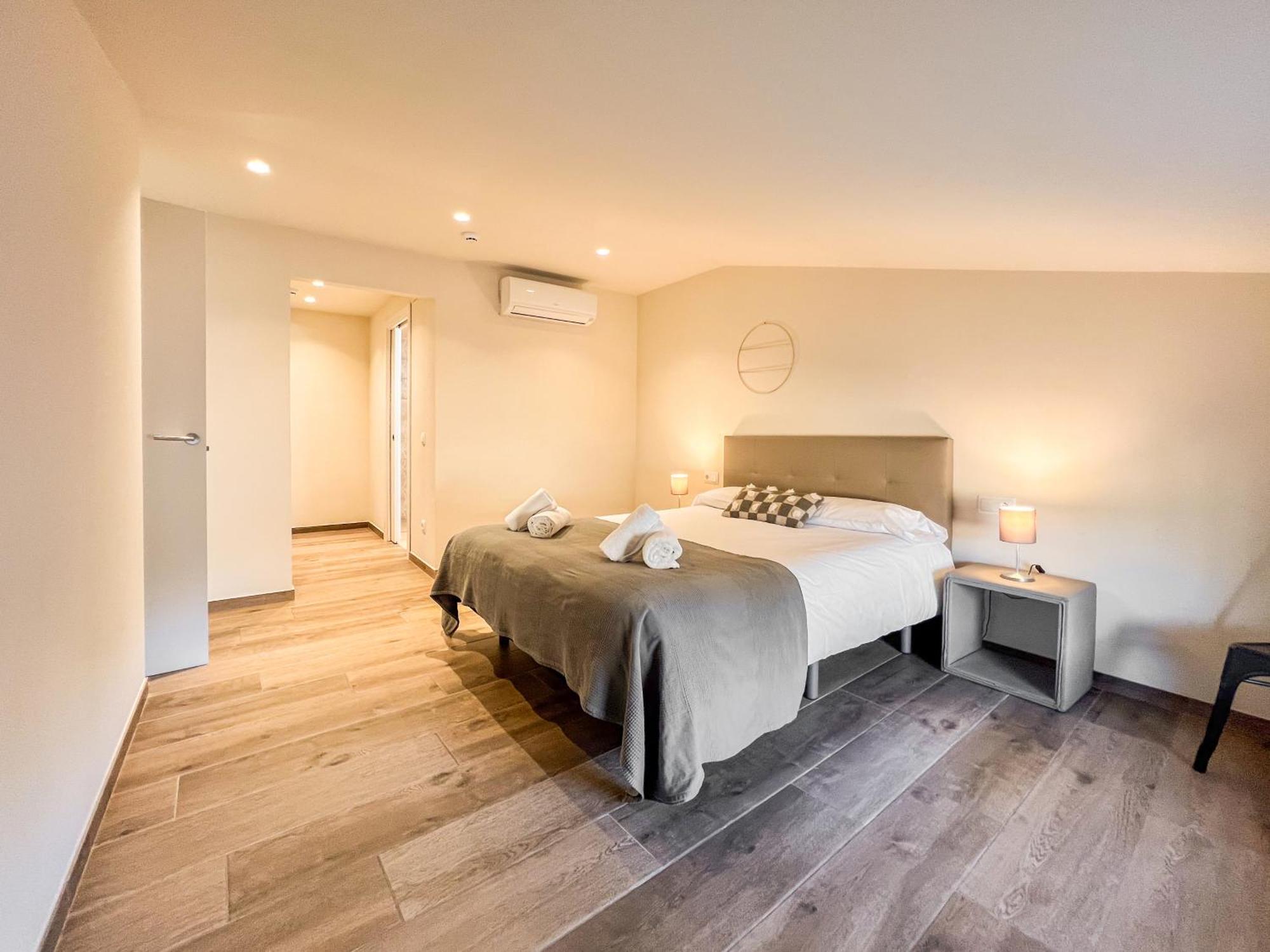 Can Cintet 3 Apartamento Con Terraza En Besalu Exterior photo